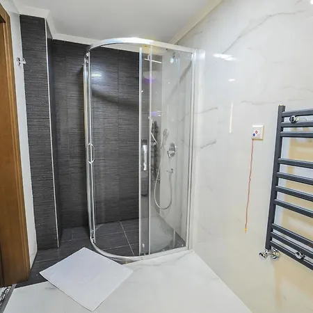 Ξενοδοχείο The Alpfine *