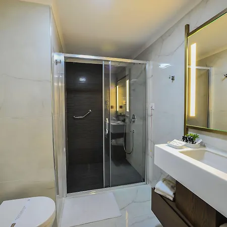 The Alpfine Hotel *